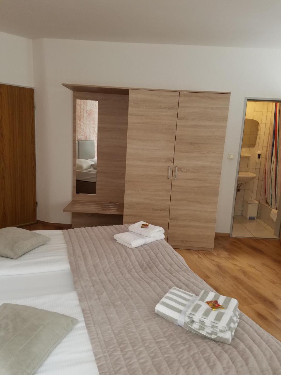 Hotel Monopol Hilden Luaran gambar