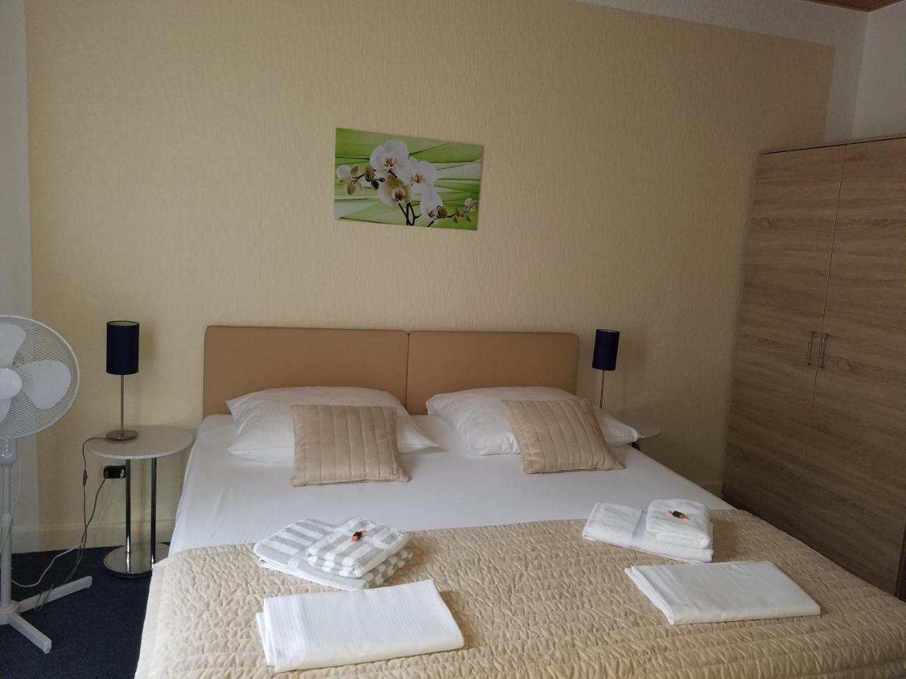 Hotel Monopol Hilden Luaran gambar