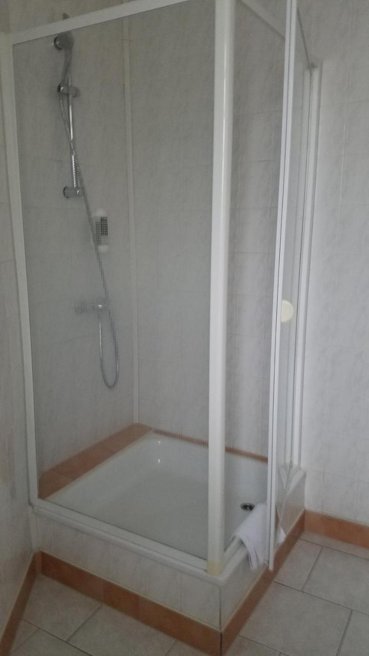 Hotel Monopol Hilden Luaran gambar